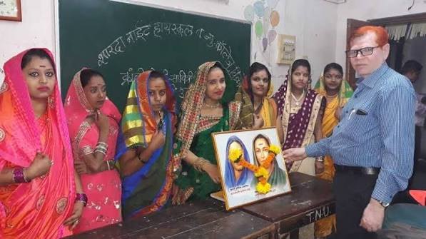 Community classroom learning